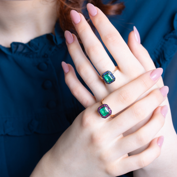 Gold Ring With Emerald And Sapphires Emerald Elegance