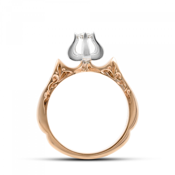 Gold Ring With Diamond Elegance