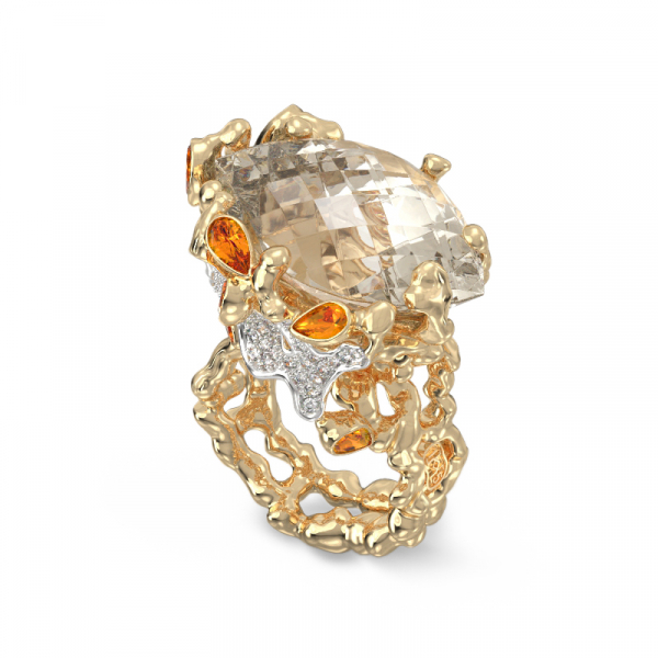 Kollasest kullast sõrmus 