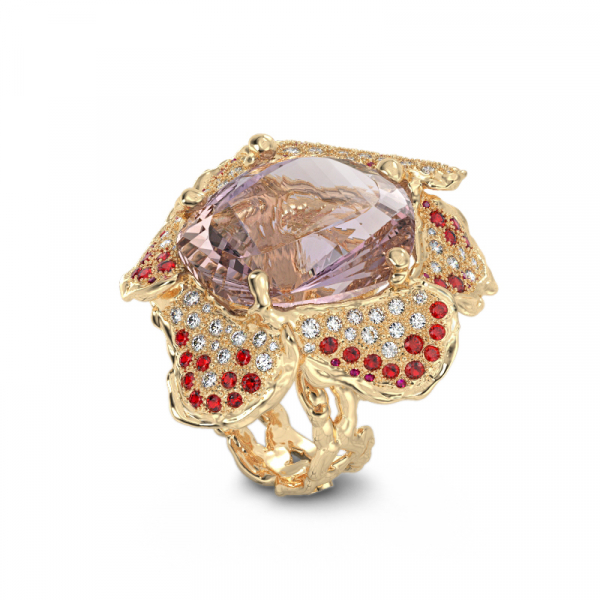 Kollasest kullast sõrmus 