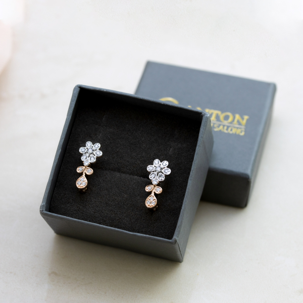 Gold Earrings Flower With Diamonds